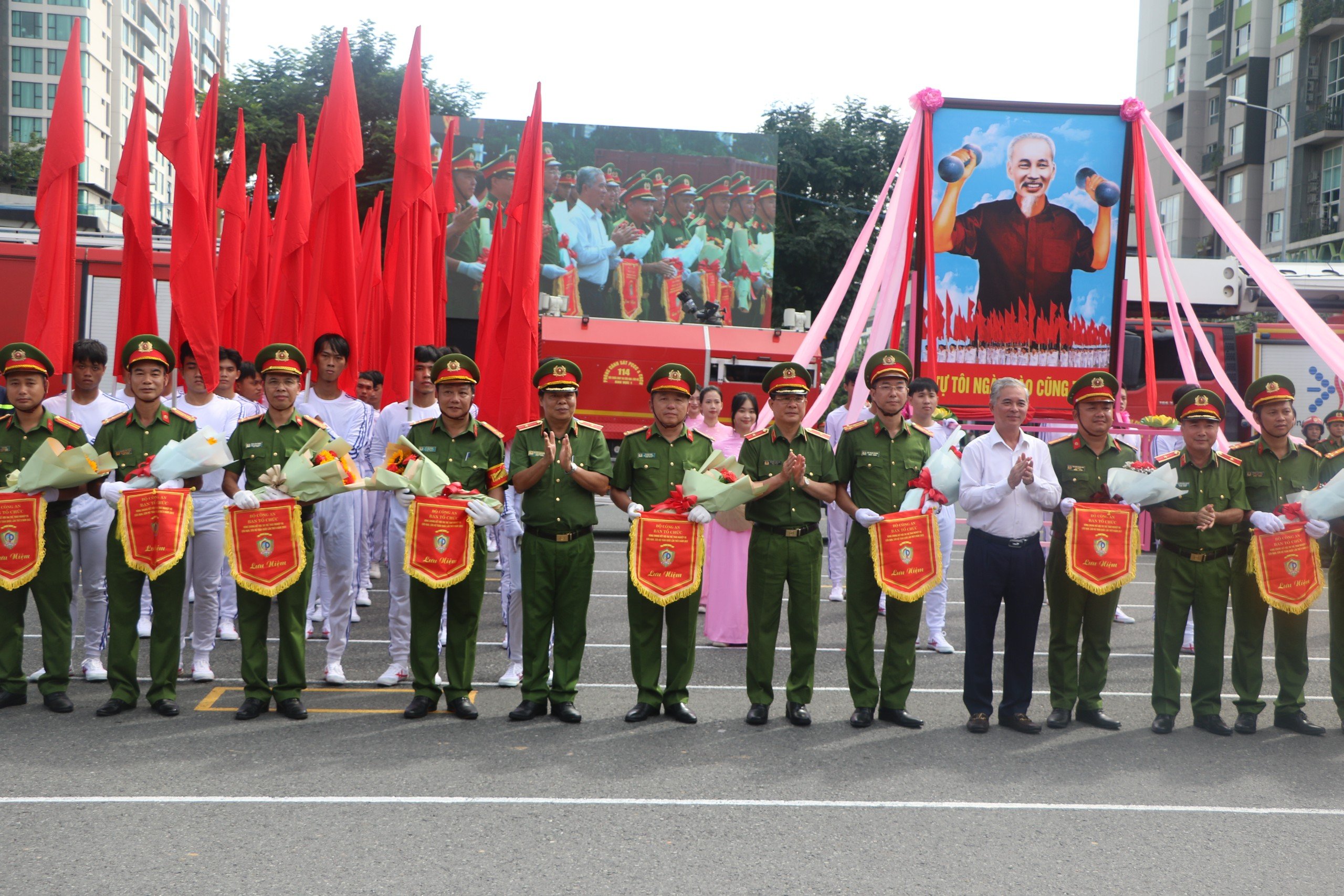 Đội tuyển CATP đạt giải 3 một nội dung Hội thi thể thao nghiệp vụ cứu nạn, cứu hộ toàn quốc lần thứ II năm 2023
